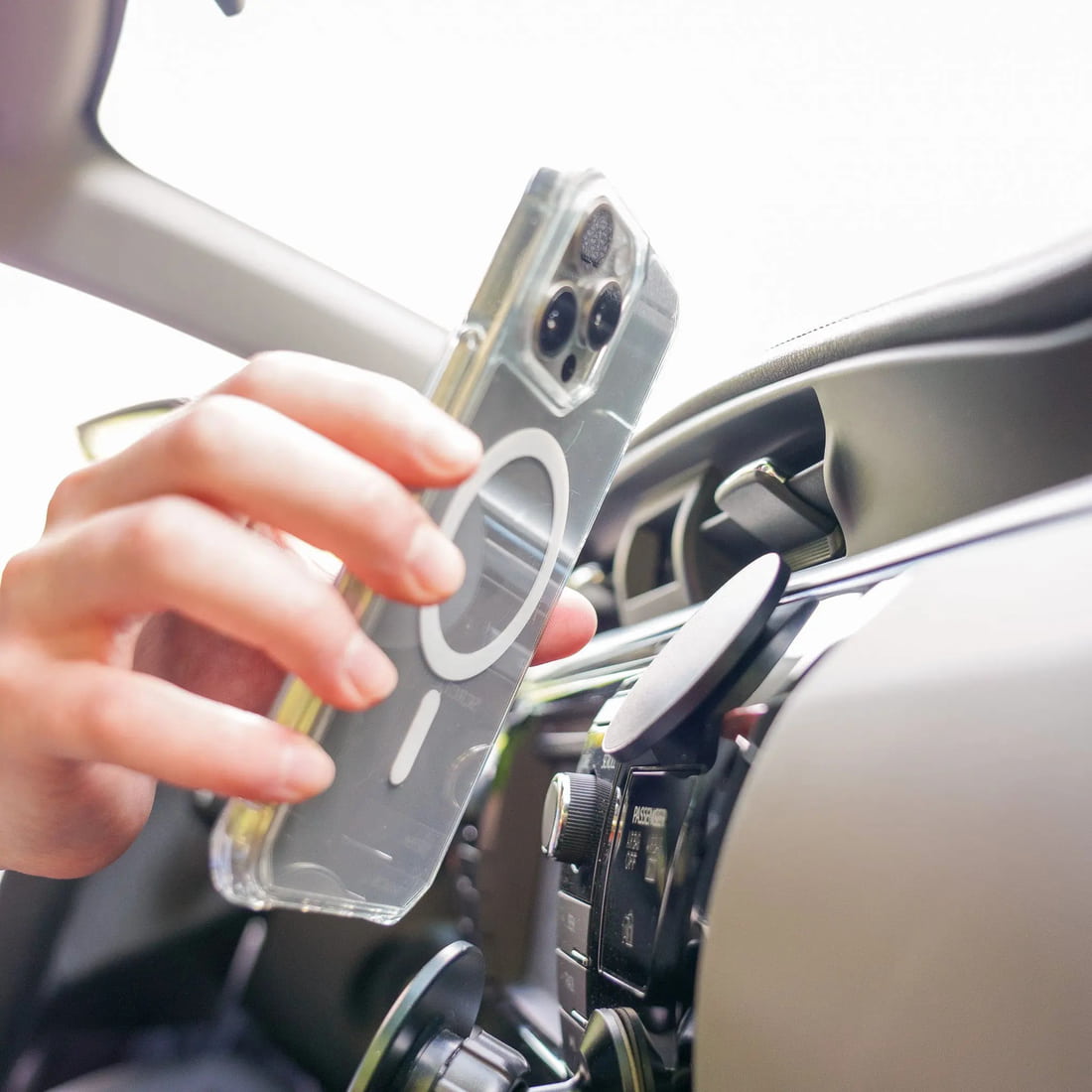 Scooch-MagMount Flat - MagSafe Mount for Wall, Mirror, and Car-